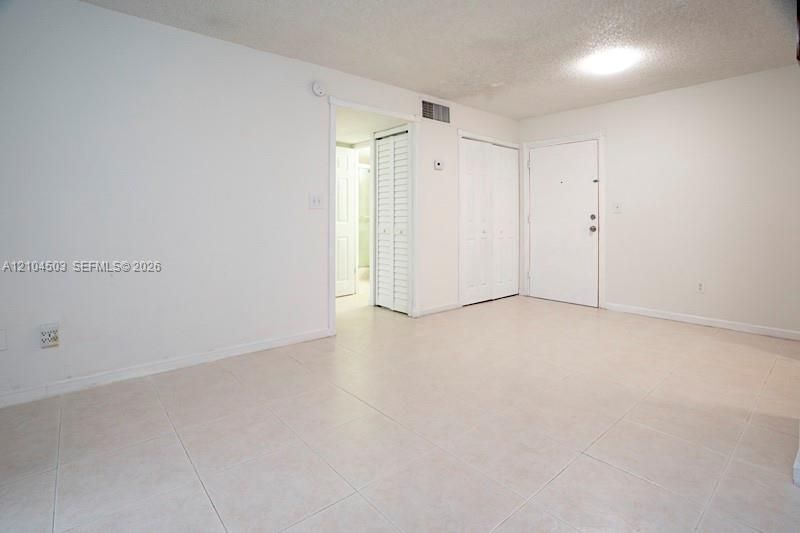 For Rent: $1,500 (1 beds, 1 baths, 600 Square Feet)
