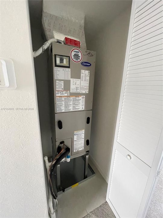 В аренду: $2,600 (3 спален, 3 ванн, 1330 Квадратных фут)