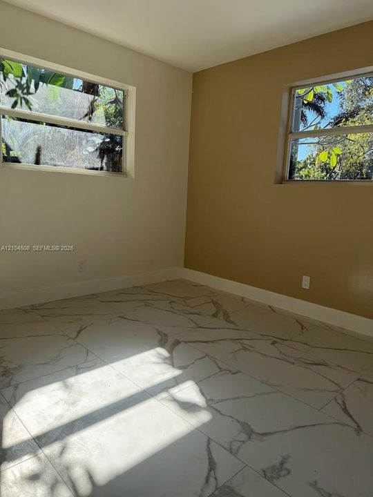 En Renta: $4,600 (3 camas, 2 baños, 1186 Pies cuadrados)