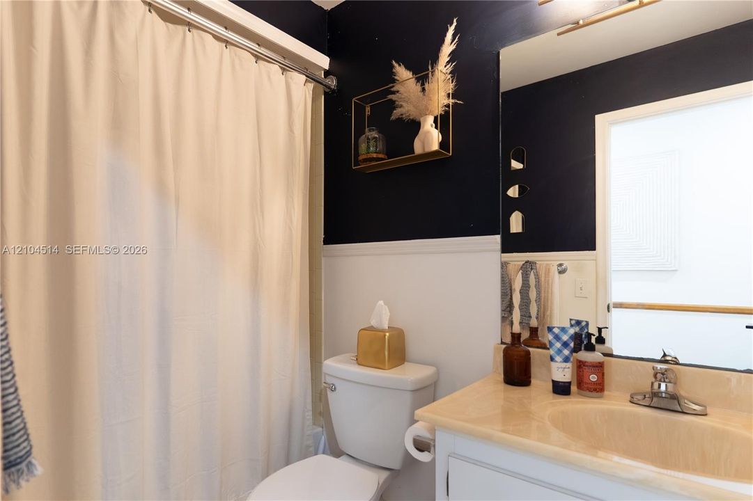 For Sale: $785,000 (3 beds, 2 baths, 1498 Square Feet)