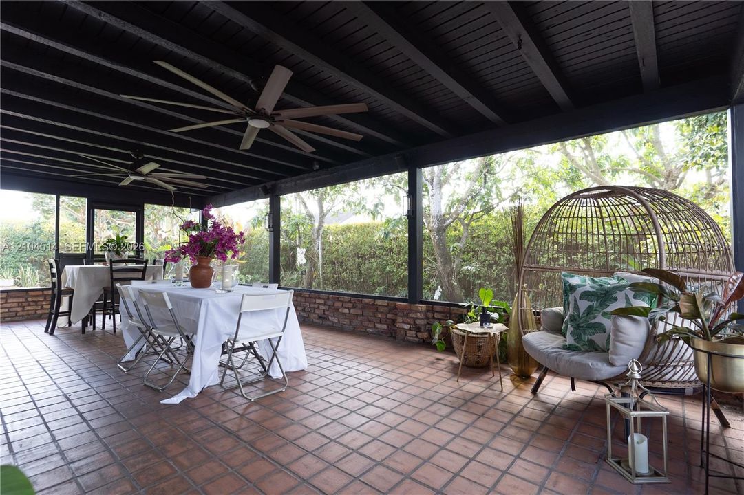 For Sale: $785,000 (3 beds, 2 baths, 1498 Square Feet)