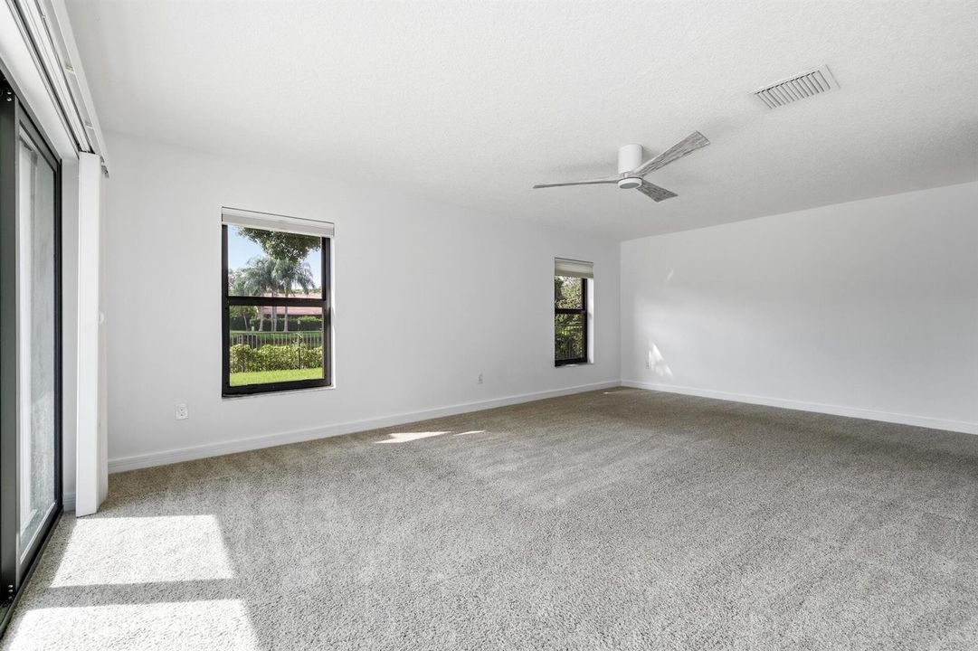 20_Primary_Bedroom