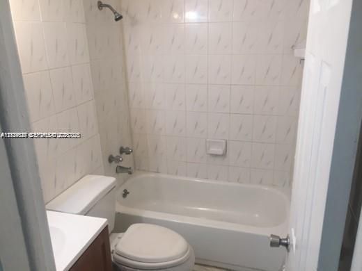 En Renta: $2,500 (3 camas, 1 baños, 3316 Pies cuadrados)