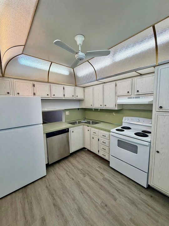 5320 nw 11th st 205 (13)
