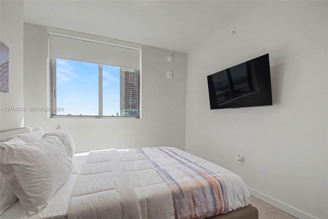 For Rent: $4,600 (2 beds, 2 baths, 760 Square Feet)