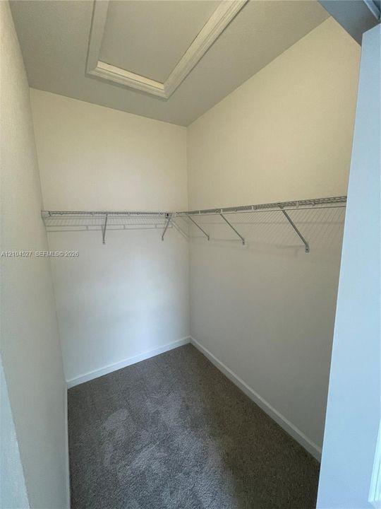 В аренду: $2,600 (3 спален, 3 ванн, 1300 Квадратных фут)