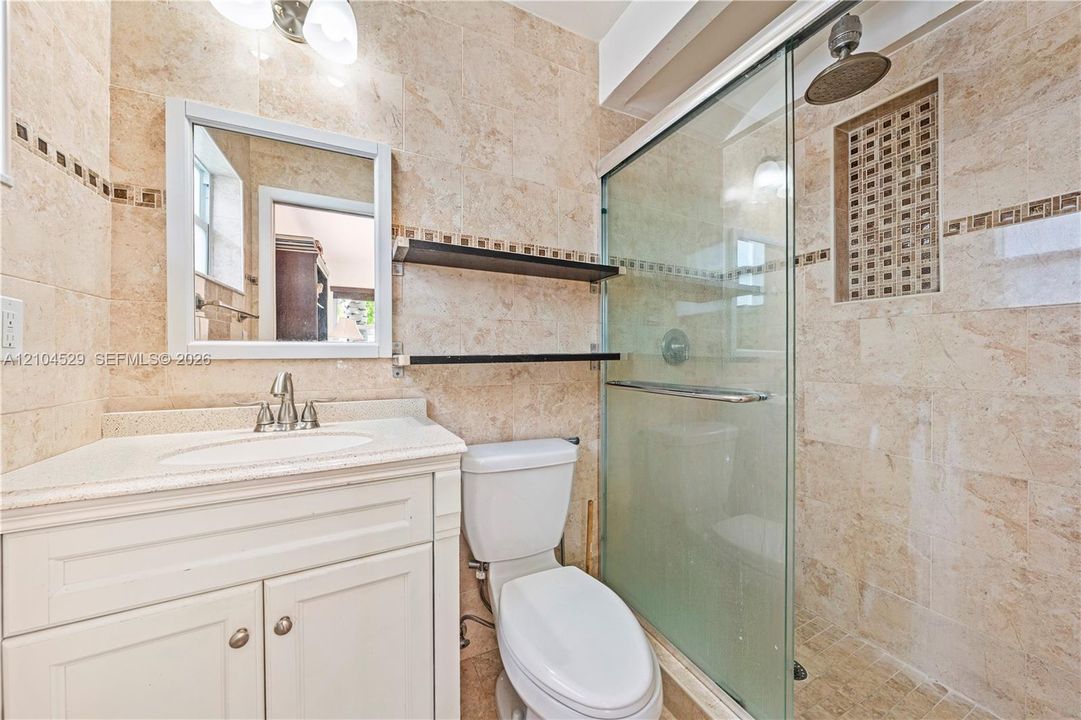 На продажу: $525,000 (3 спален, 2 ванн, 1255 Квадратных фут)