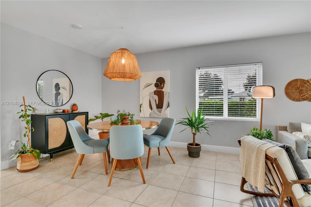 En Renta: $3,490 (3 camas, 1 baños, 1088 Pies cuadrados)