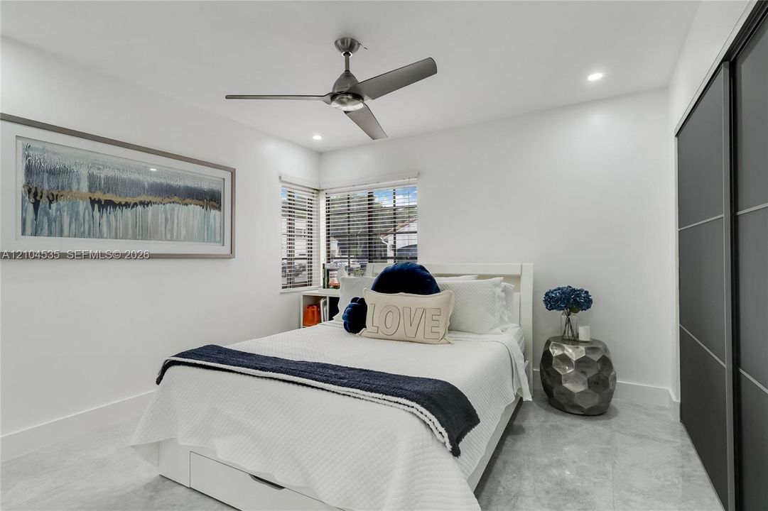 En Venta: $799,000 (3 camas, 2 baños, 1505 Pies cuadrados)