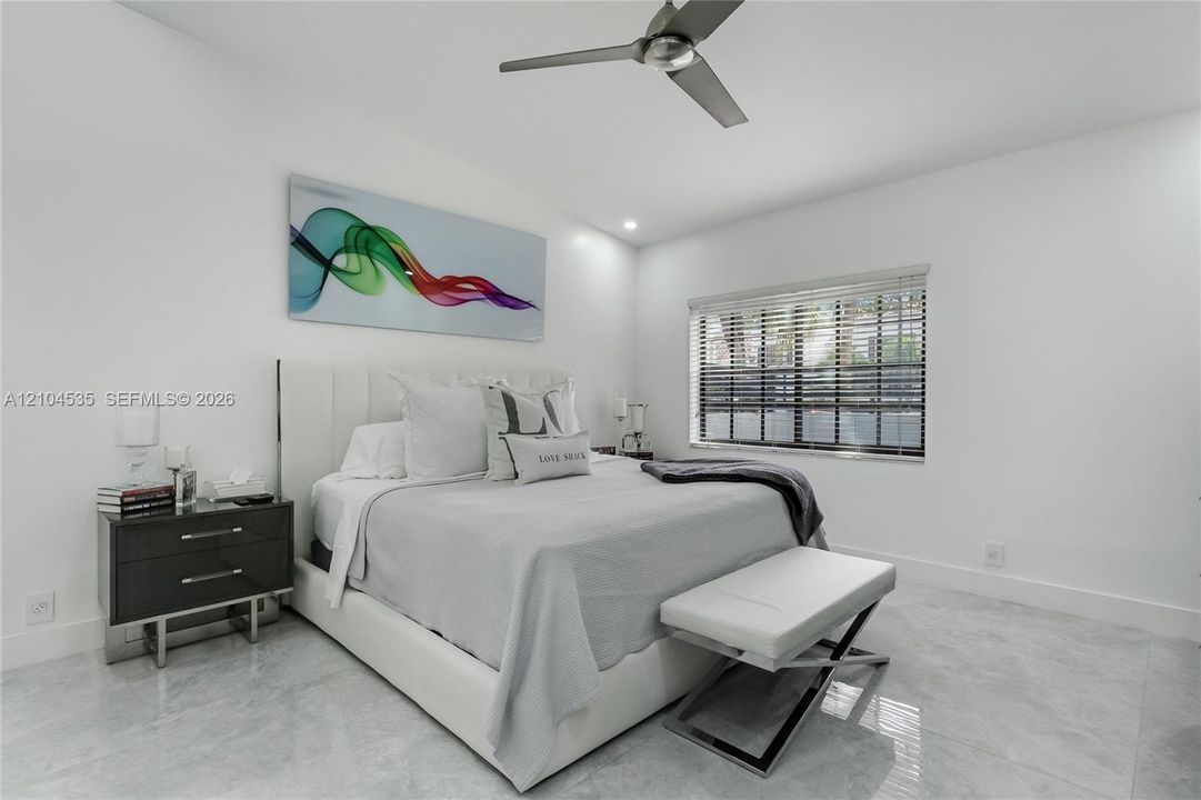 En Venta: $799,000 (3 camas, 2 baños, 1505 Pies cuadrados)