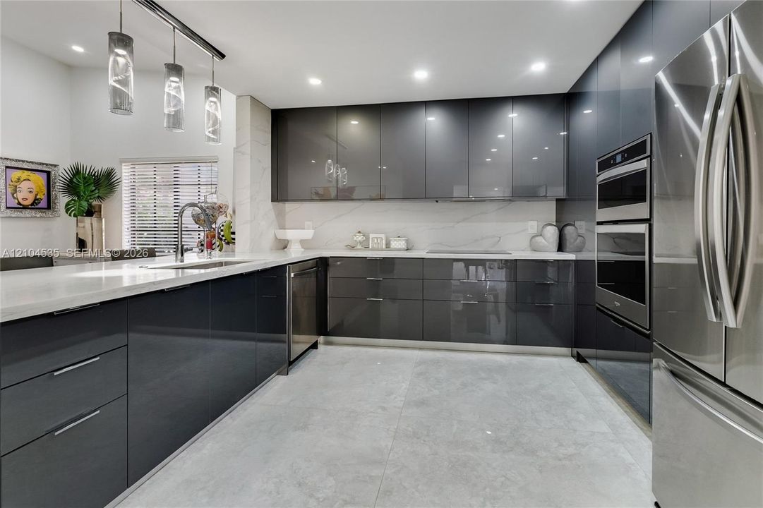En Venta: $799,000 (3 camas, 2 baños, 1505 Pies cuadrados)