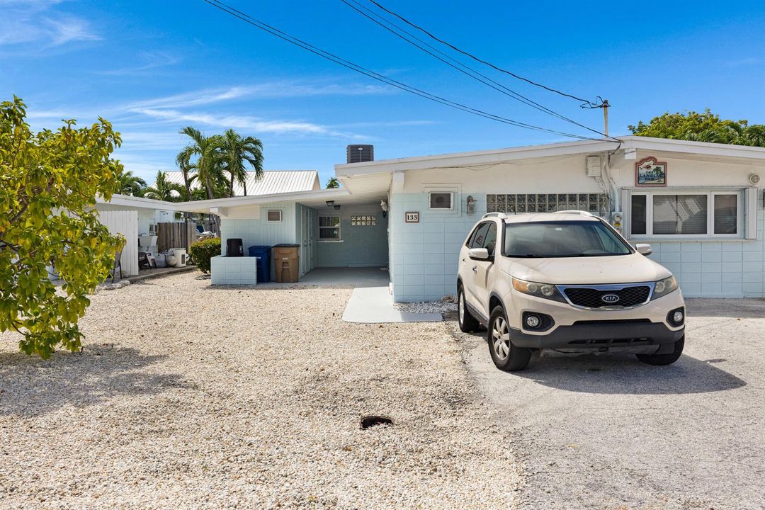 Carport & parking