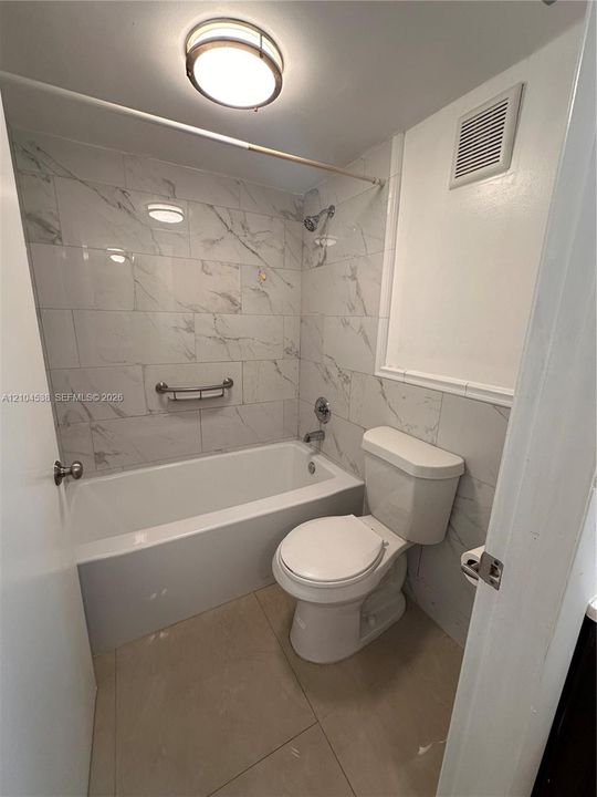 В аренду: $1,950 (1 спален, 1 ванн, 787 Квадратных фут)