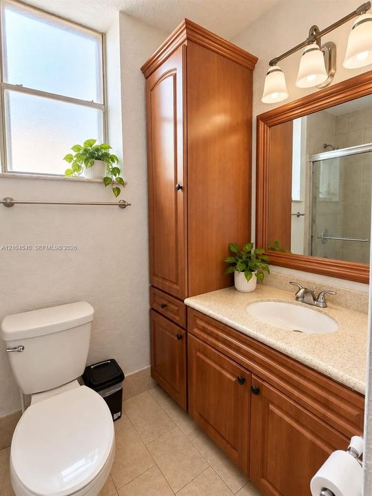 For Sale: $315,000 (3 beds, 1 baths, 1304 Square Feet)