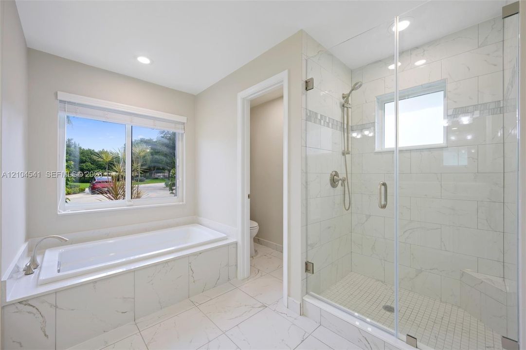 For Rent: $5,750 (3 beds, 2 baths, 1777 Square Feet)
