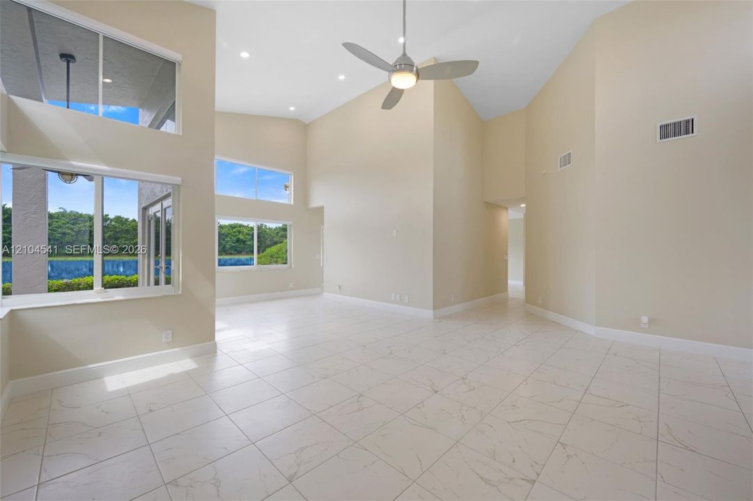 For Rent: $5,750 (3 beds, 2 baths, 1777 Square Feet)