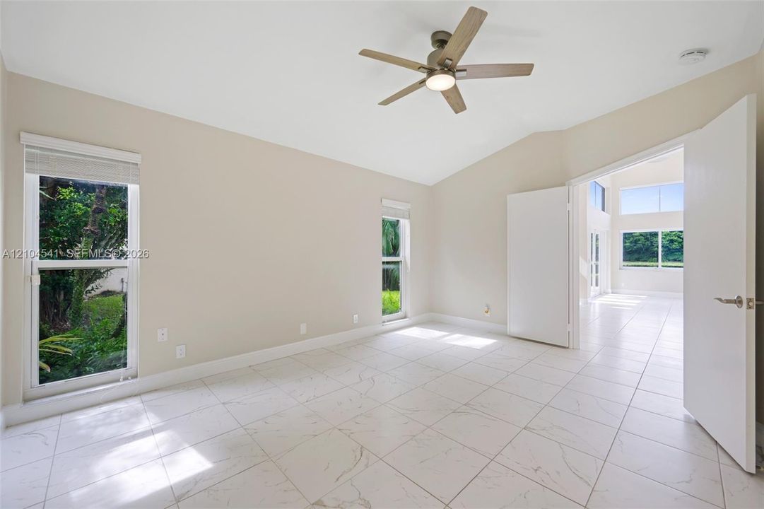 For Rent: $5,750 (3 beds, 2 baths, 1777 Square Feet)