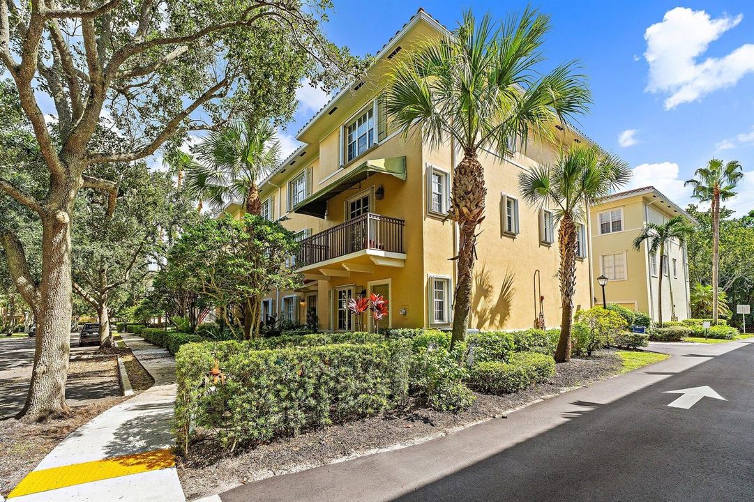 001-163ApalacheeLane-Jupiter-FL-33458-SM