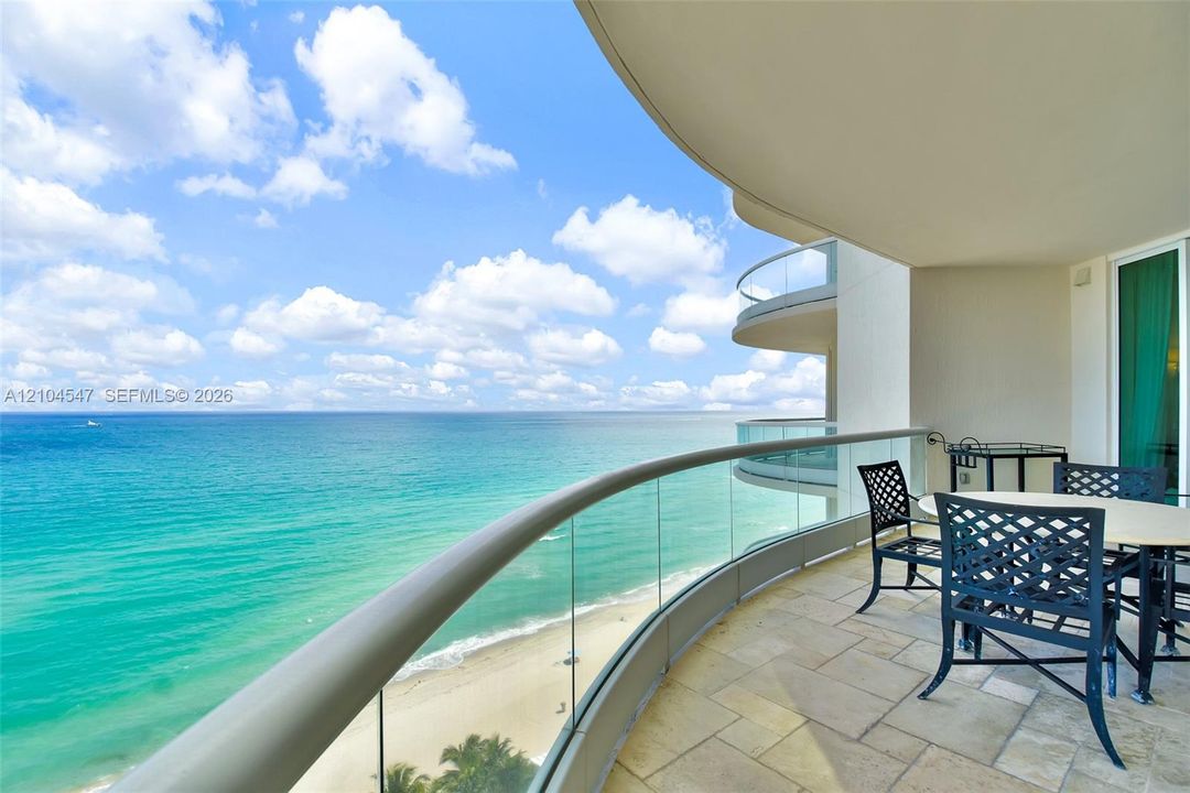 For Sale: $3,675,000 (3 beds, 4 baths, 2775 Square Feet)