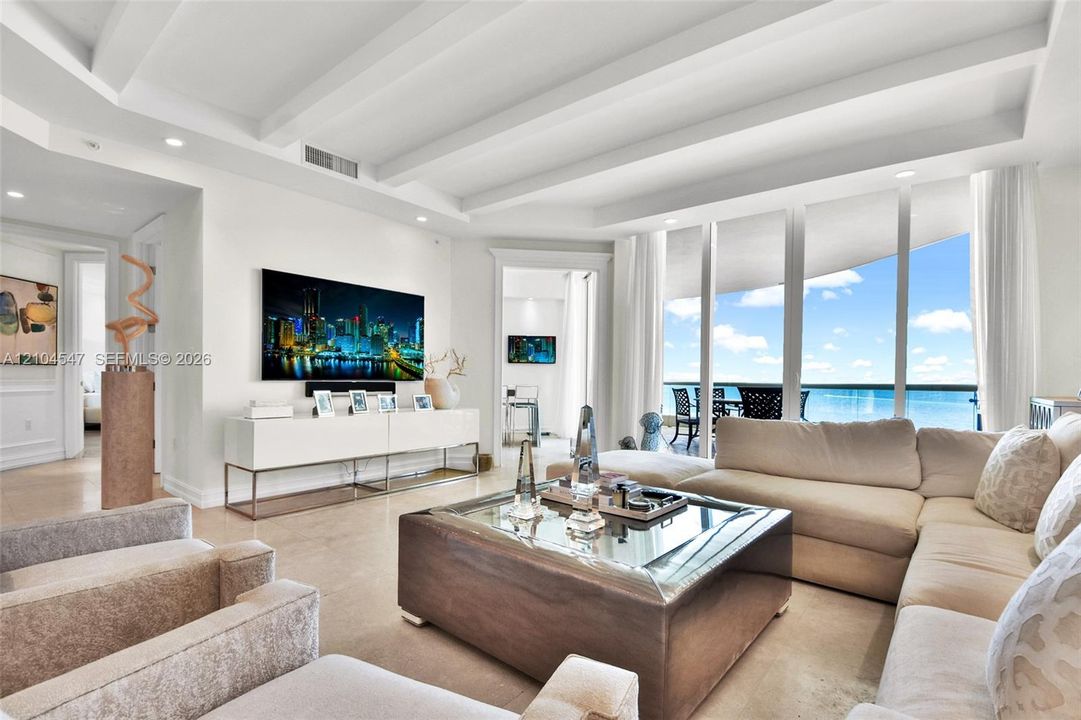 For Sale: $3,675,000 (3 beds, 4 baths, 2775 Square Feet)