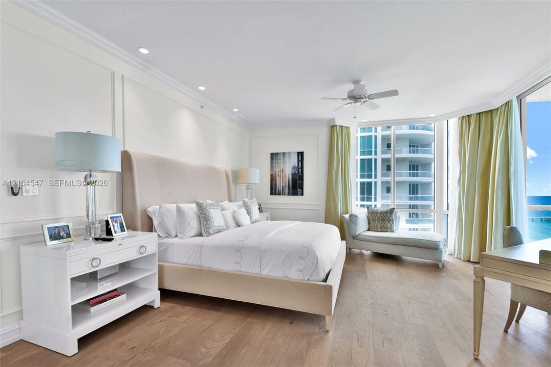 For Sale: $3,675,000 (3 beds, 4 baths, 2775 Square Feet)