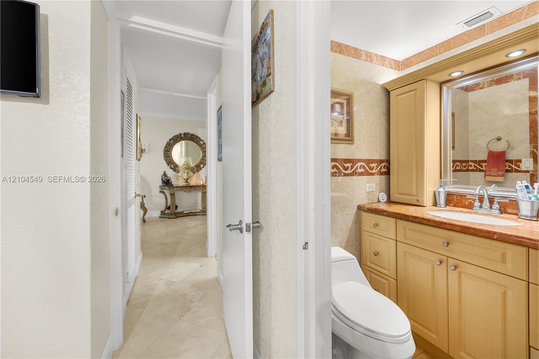 En Venta: $449,000 (1 camas, 1 baños, 1019 Pies cuadrados)