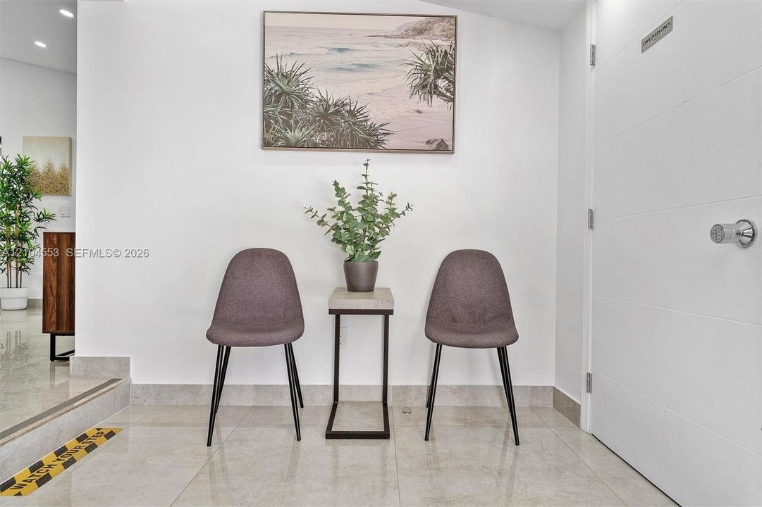 На продажу: $1,499,000 (4 спален, 3 ванн, 1650 Квадратных фут)