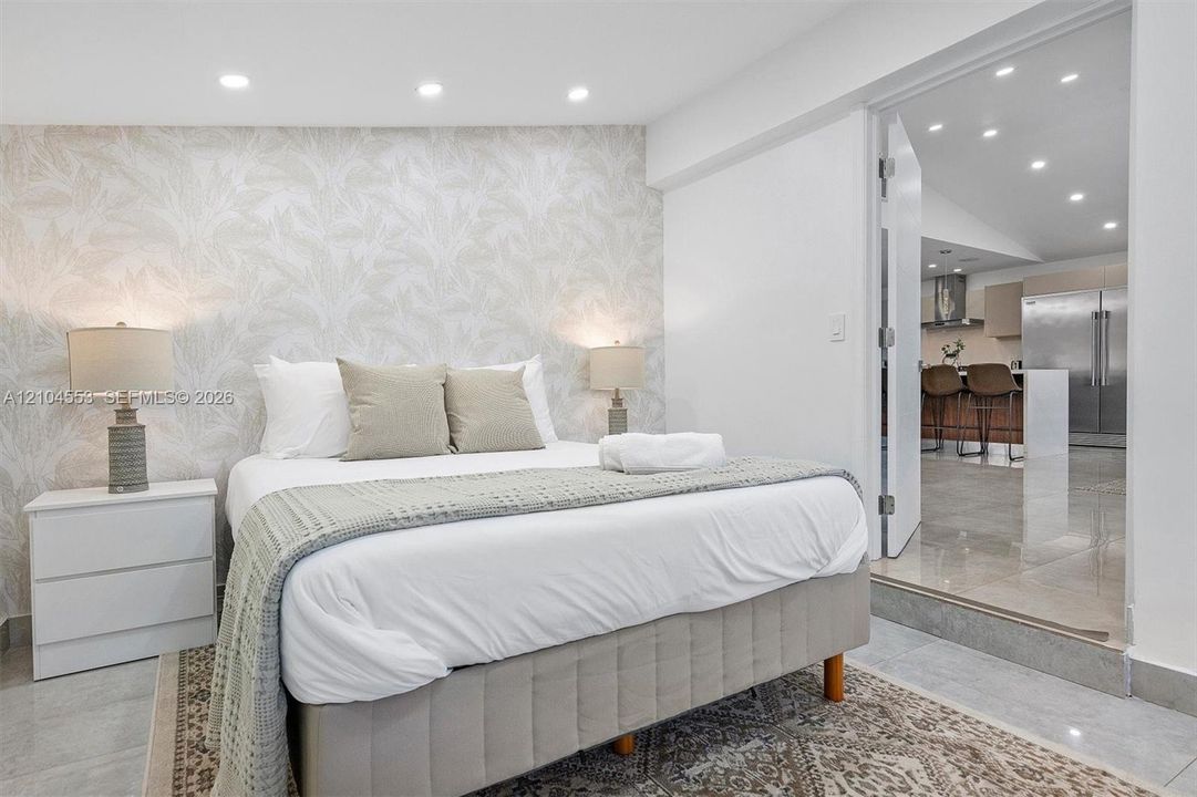 На продажу: $1,499,000 (4 спален, 3 ванн, 1650 Квадратных фут)