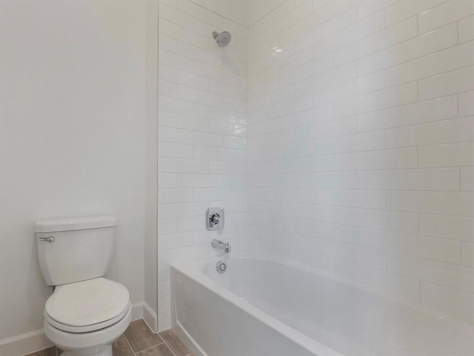 Guest Bathroom 2nd Floor