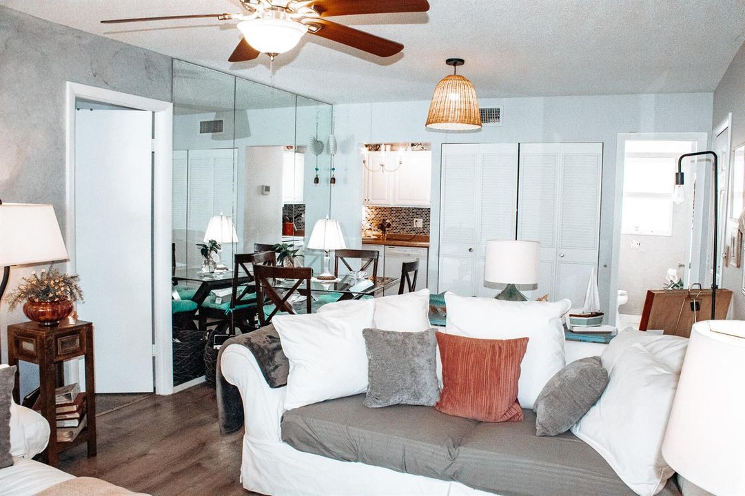 108 Lake Evelyn Drive-10