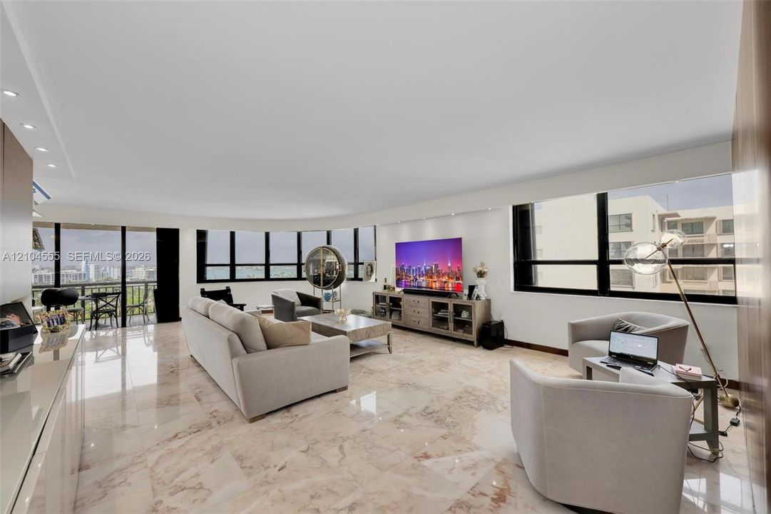 En Venta: $1,500,000 (2 camas, 2 baños, 1967 Pies cuadrados)
