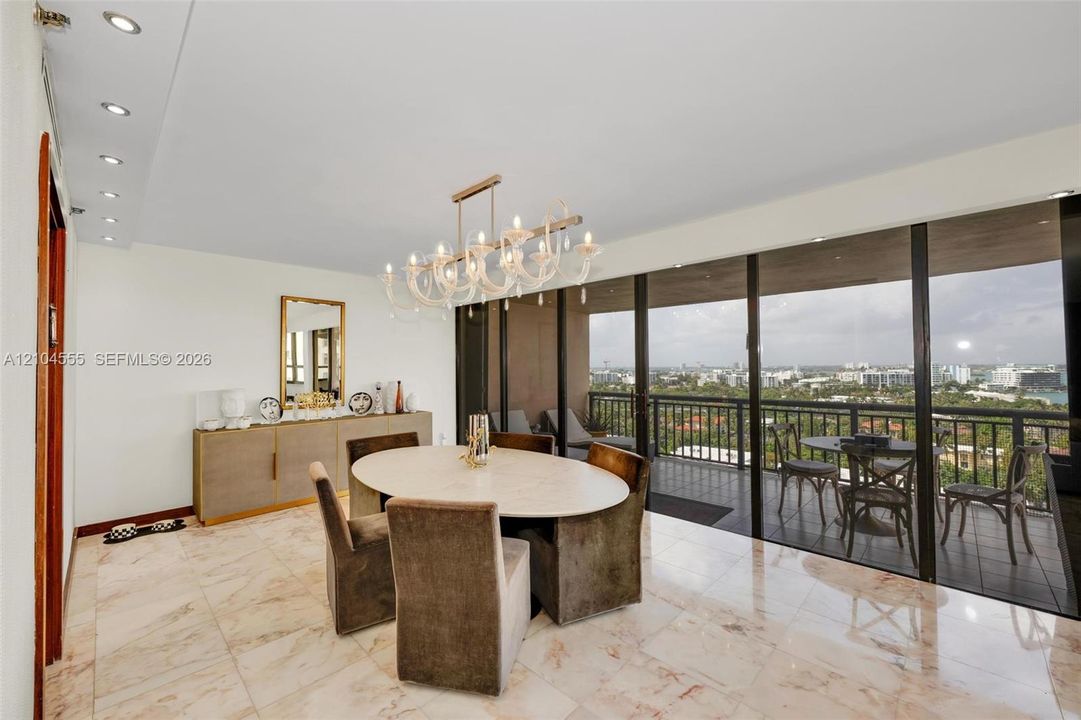En Venta: $1,500,000 (2 camas, 2 baños, 1967 Pies cuadrados)