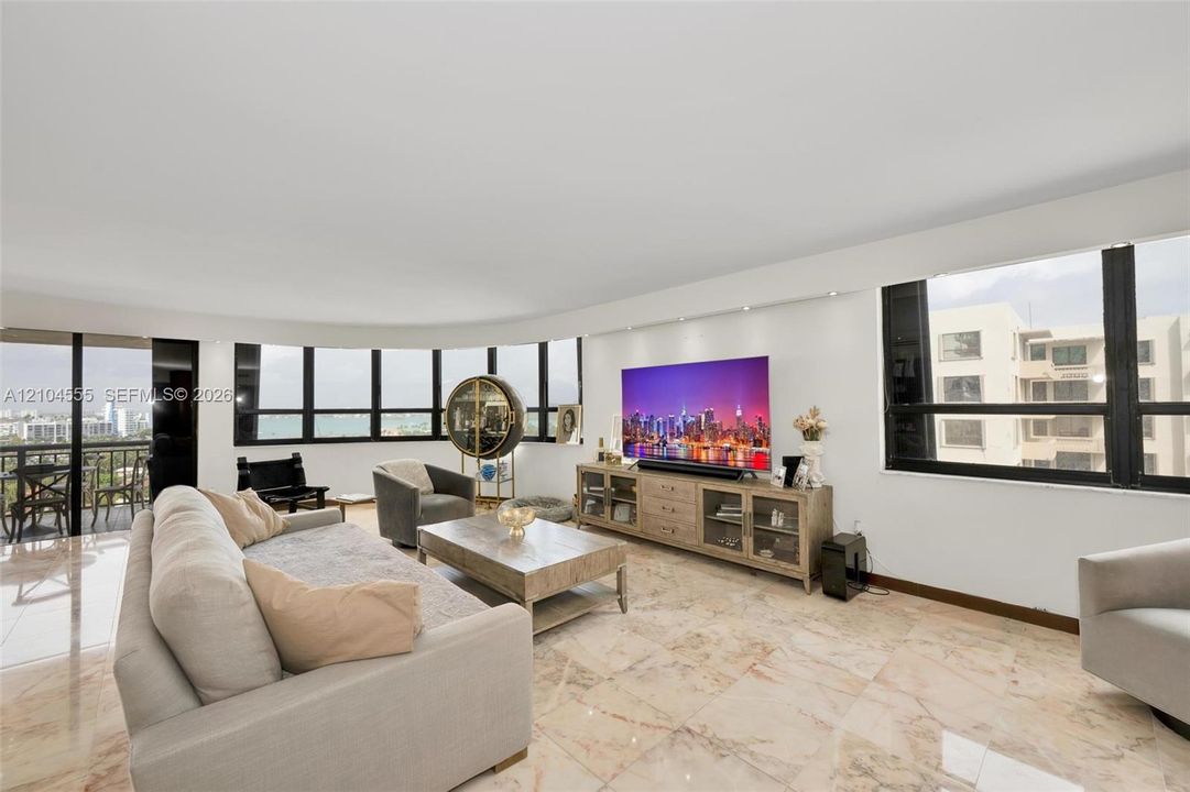 En Venta: $1,500,000 (2 camas, 2 baños, 1967 Pies cuadrados)