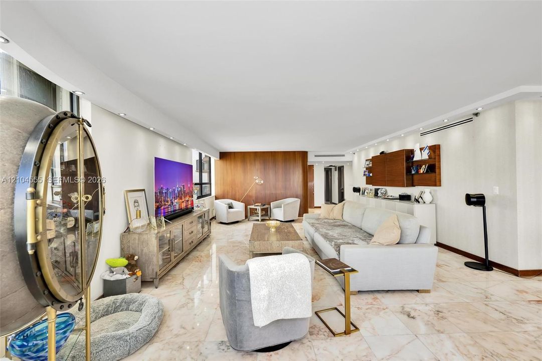 En Venta: $1,500,000 (2 camas, 2 baños, 1967 Pies cuadrados)