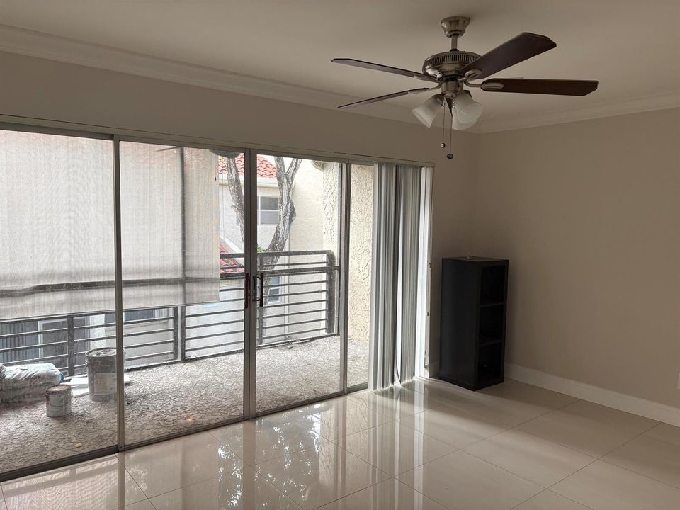 Dining/Flex Room