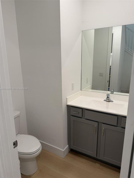 half bath, powder room 1st floor