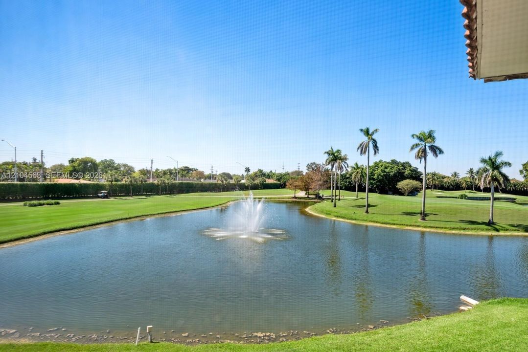 En Venta: $199,000 (2 camas, 2 baños, 1170 Pies cuadrados)