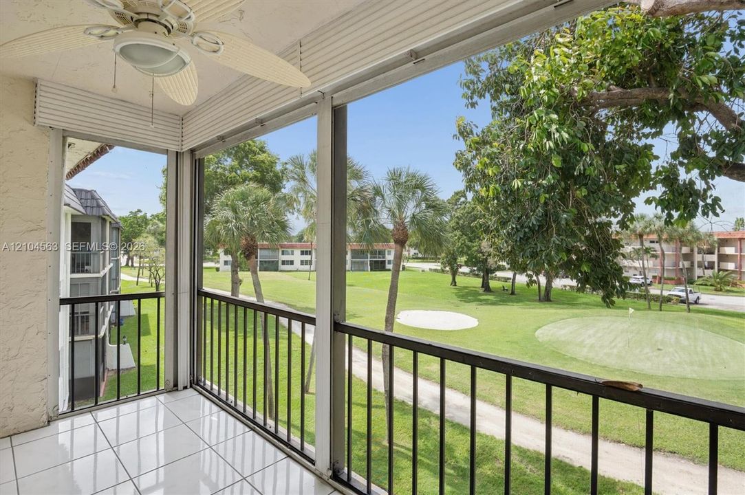 En Venta: $199,000 (2 camas, 2 baños, 1170 Pies cuadrados)