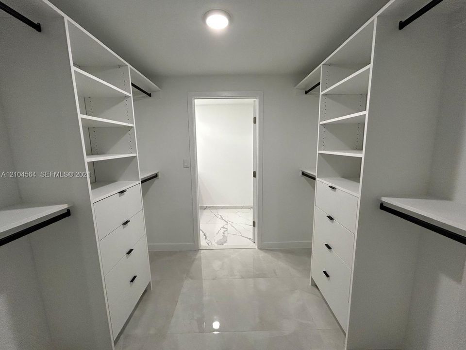 В аренду: $3,100 (3 спален, 2 ванн, 1415 Квадратных фут)