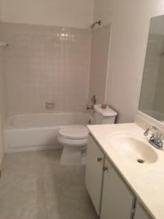 Moccasin Bathroom 2