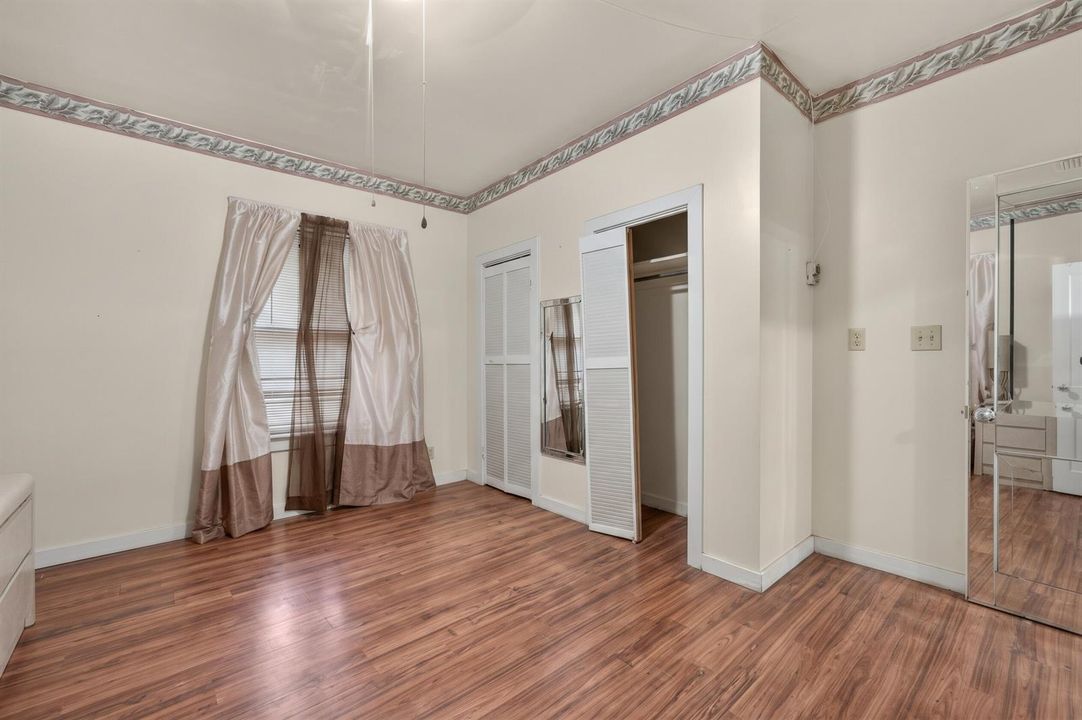 52126thstreet-029