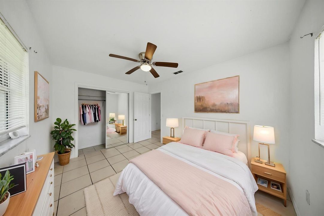 7V5A4761 - Bedroom - Standard - 0