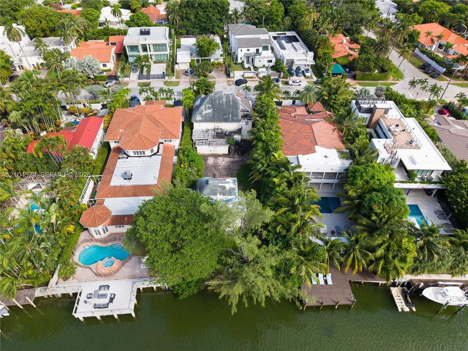 For Sale: $9,600,000 (13 beds, 10 baths, 6949 Square Feet)