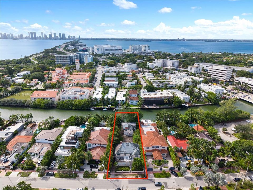 For Sale: $9,600,000 (13 beds, 10 baths, 6949 Square Feet)