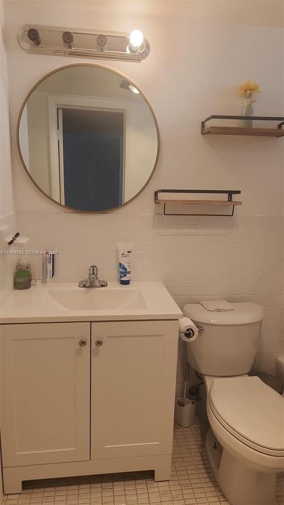 For Rent: $1,725 (1 beds, 1 baths, 768 Square Feet)