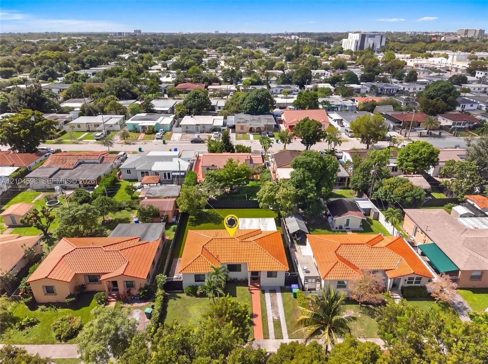En Venta: $750,000 (3 camas, 2 baños, 1210 Pies cuadrados)