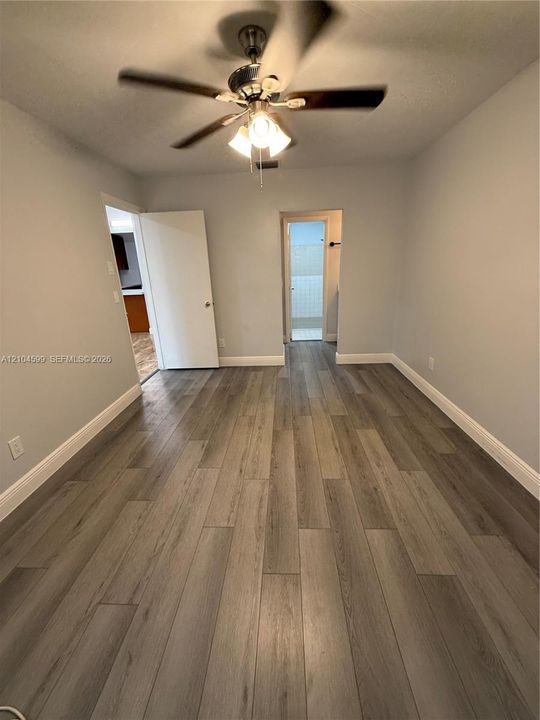 For Rent: $2,325 (2 beds, 2 baths, 1050 Square Feet)
