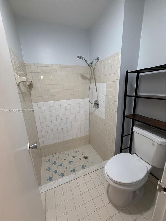 For Rent: $2,325 (2 beds, 2 baths, 1050 Square Feet)
