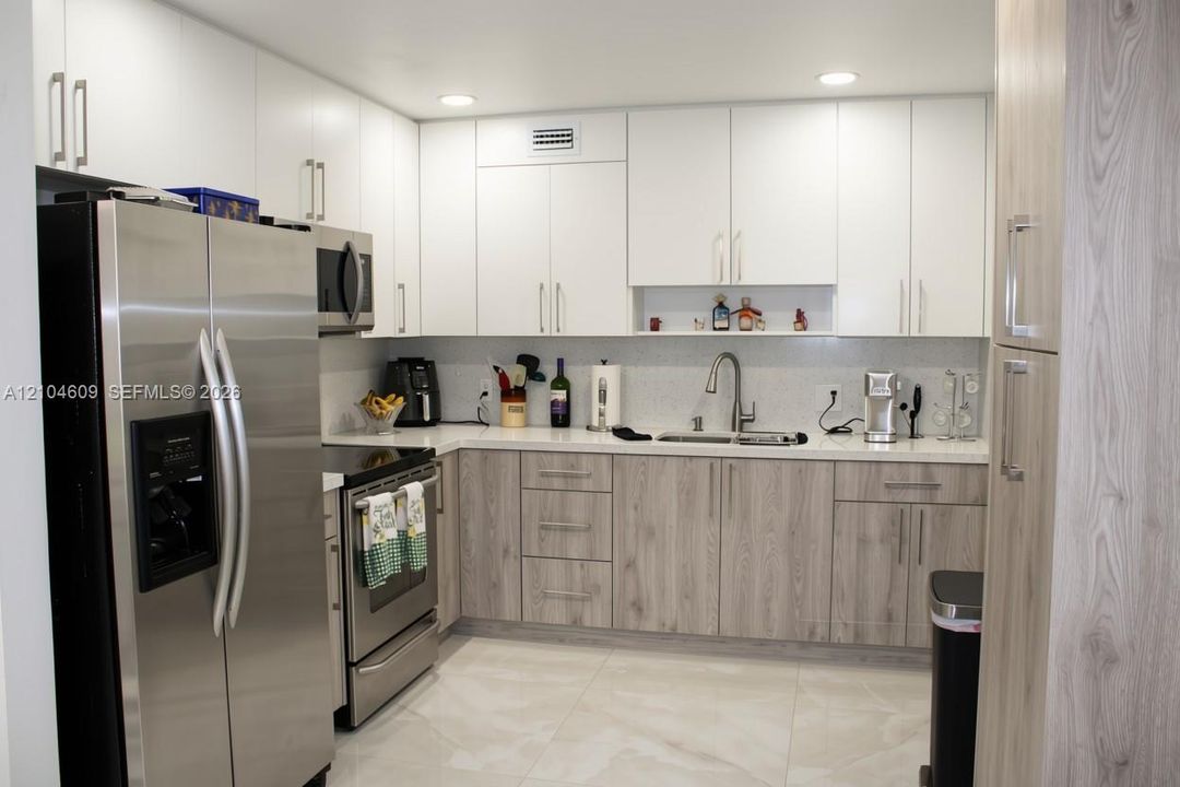 En Venta: $290,000 (2 camas, 2 baños, 1166 Pies cuadrados)