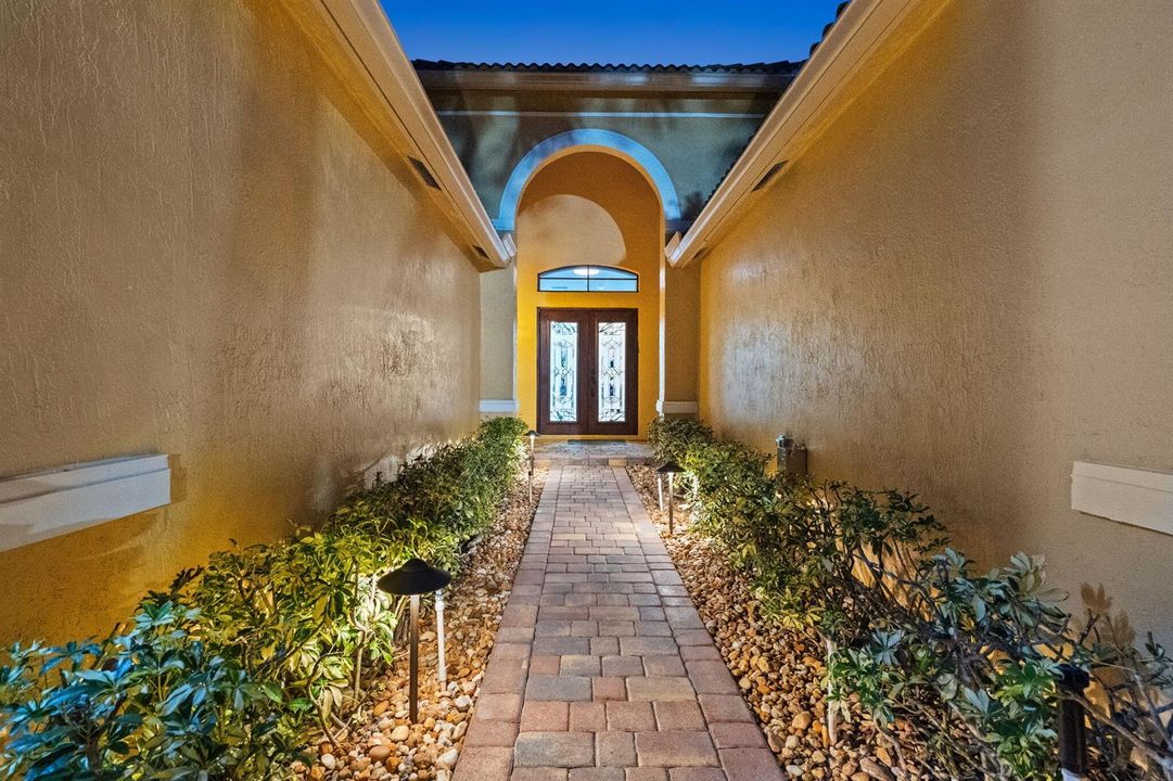 6-web-or-mls-1242-meadows-blvd